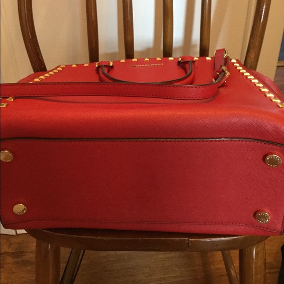 MICHAEL by Michael Kors Red Selma Bag - Picture 3 of 4